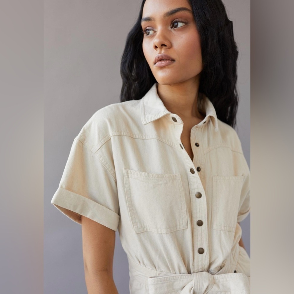 Urban Outfitters BDG Devin Distressed Denim Cream Romper - Picture 4 of 11